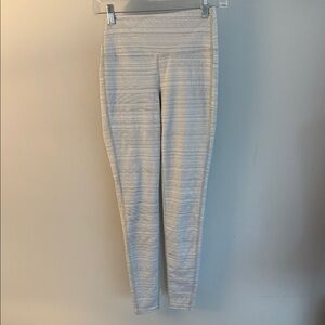 Athleta Light Gray Striped Cropped Leggings